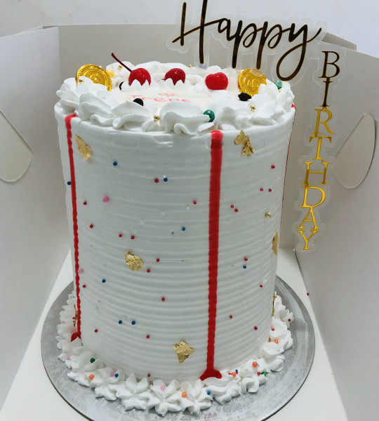 Extra Tall Round Cake