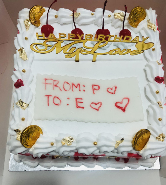 Square Cakes (Whipping Cream)