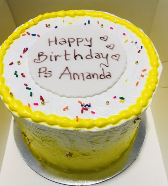 Round Cakes (Whipping Cream Icing)