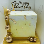Anniversary Cake (Whipping Cream)